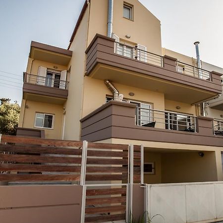 Thomis Beach House Kato Daratso Luaran gambar