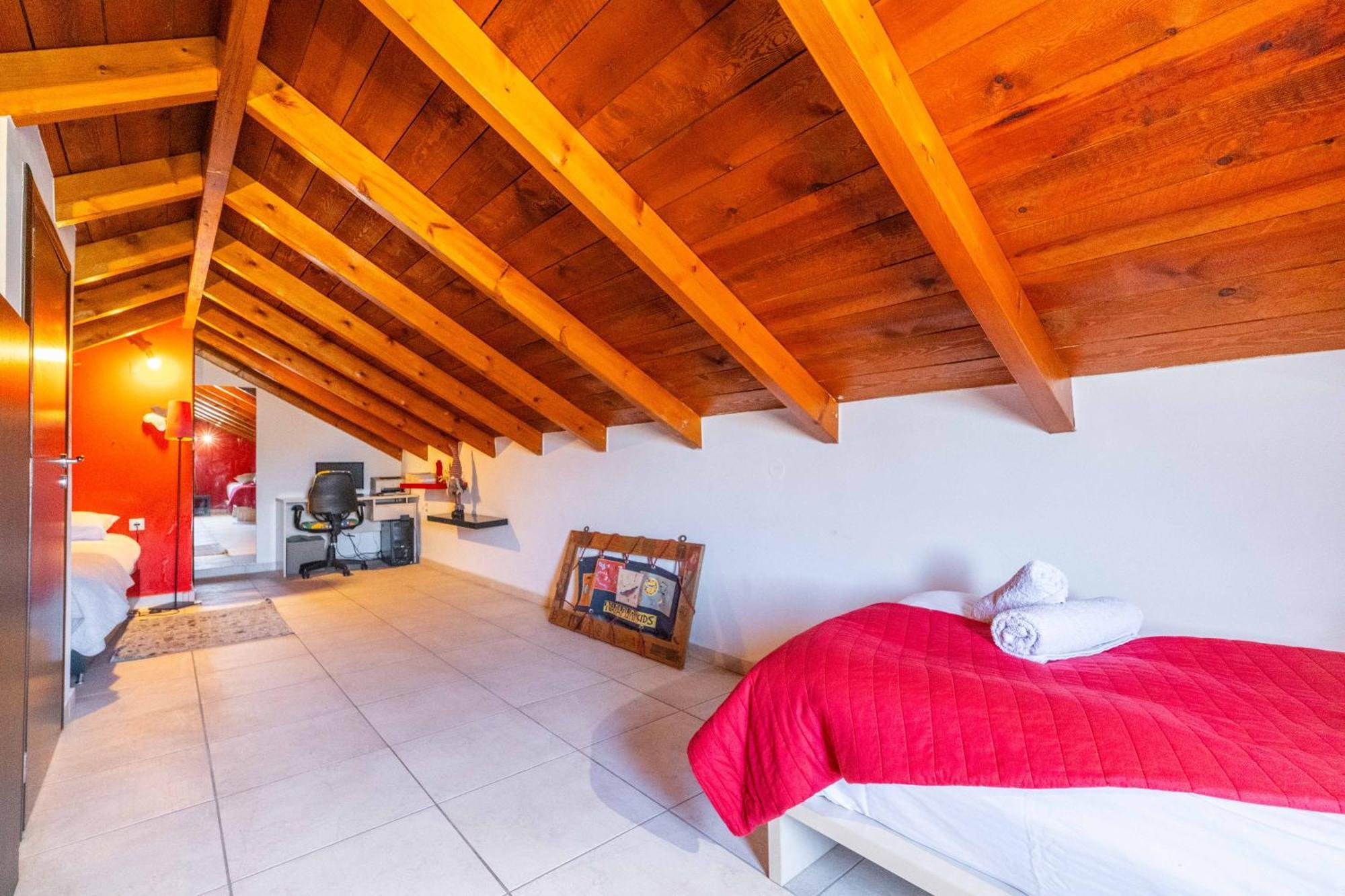 Thomis Beach House Kato Daratso Luaran gambar